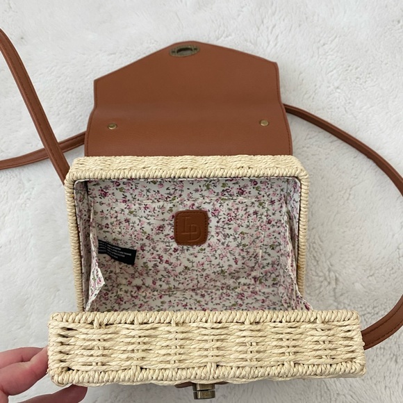 Beautiful crossbody paper beach bag - Picture 2 of 7